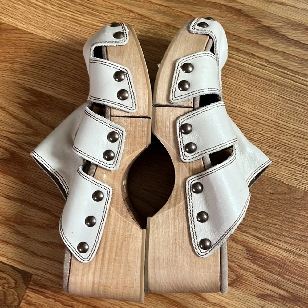New Free People Libra studded clogs size 10 US 40 EU or 7 US 37 EU or 38 EU 8 US